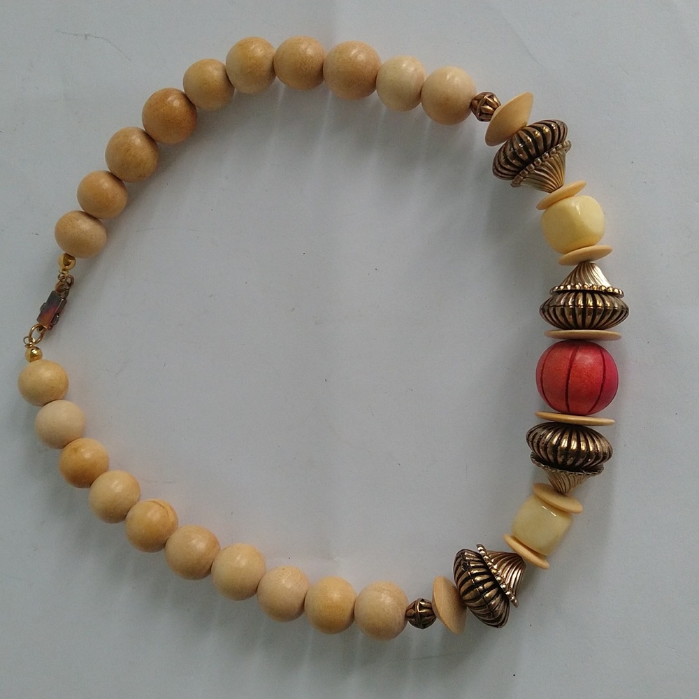 Vintage Retro Chunky Wood Plastic Bead Necklace